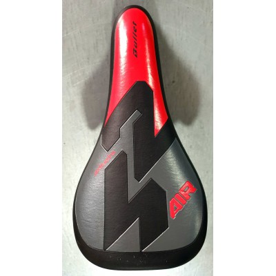 Σέλα  BMX  DDK black-red Σέλα  BMX  DDK black-red