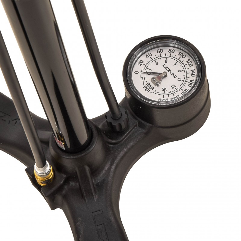 Τρόμπα δαπέδου Lezyne Macro Floor drive Black AV/FV 220psi-15bar με μανόμετρο Τρόμπα δαπέδου Lezyne Macro Floor drive Black AV/FV 220psi-15bar με μανόμετρο